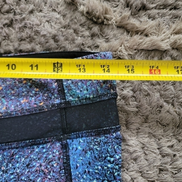 Lululemon Inspire Tight II 8 - Picture 6 of 14